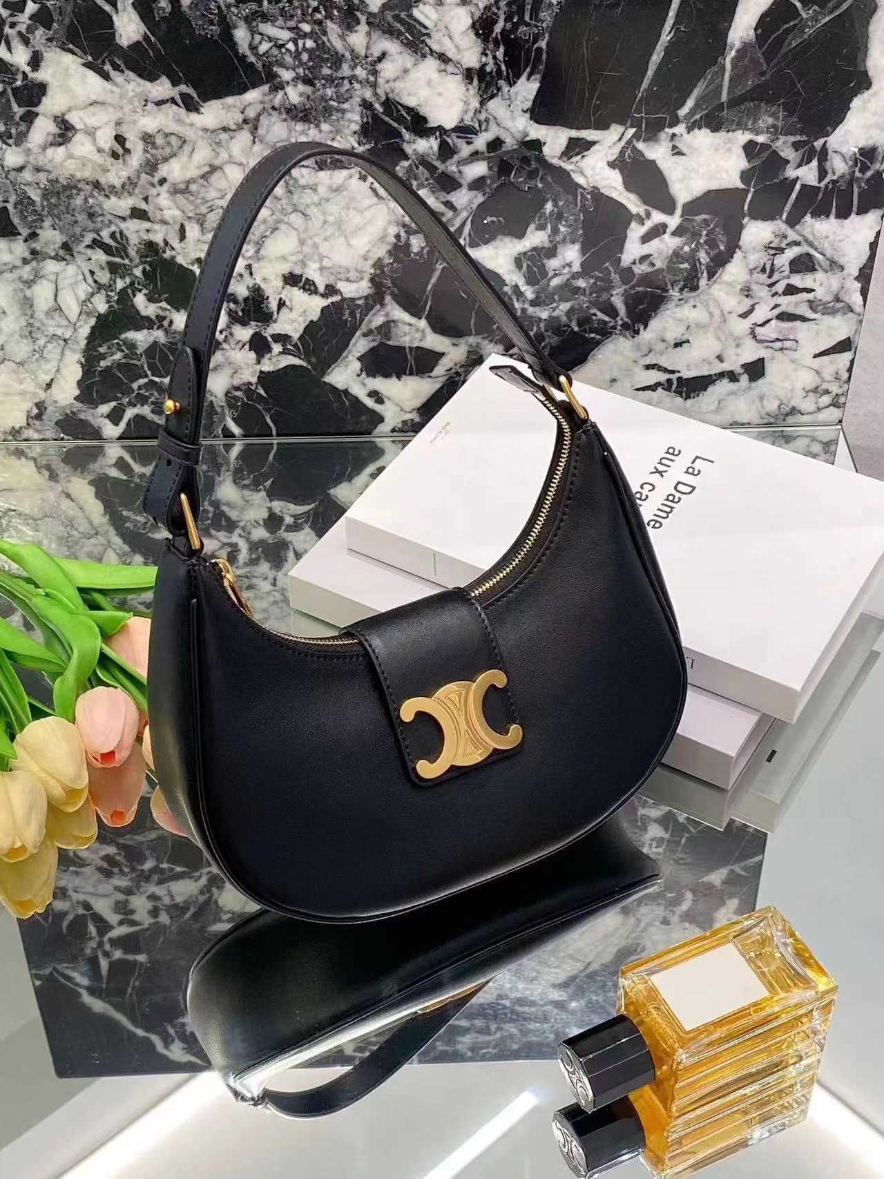 Triomphes woman Handbag designer bag crossbody Bags Price New Triumphal Arch Underarm Bag AVA Old Flower Fashion Versatile One Shoulder Handheld Womens Leather