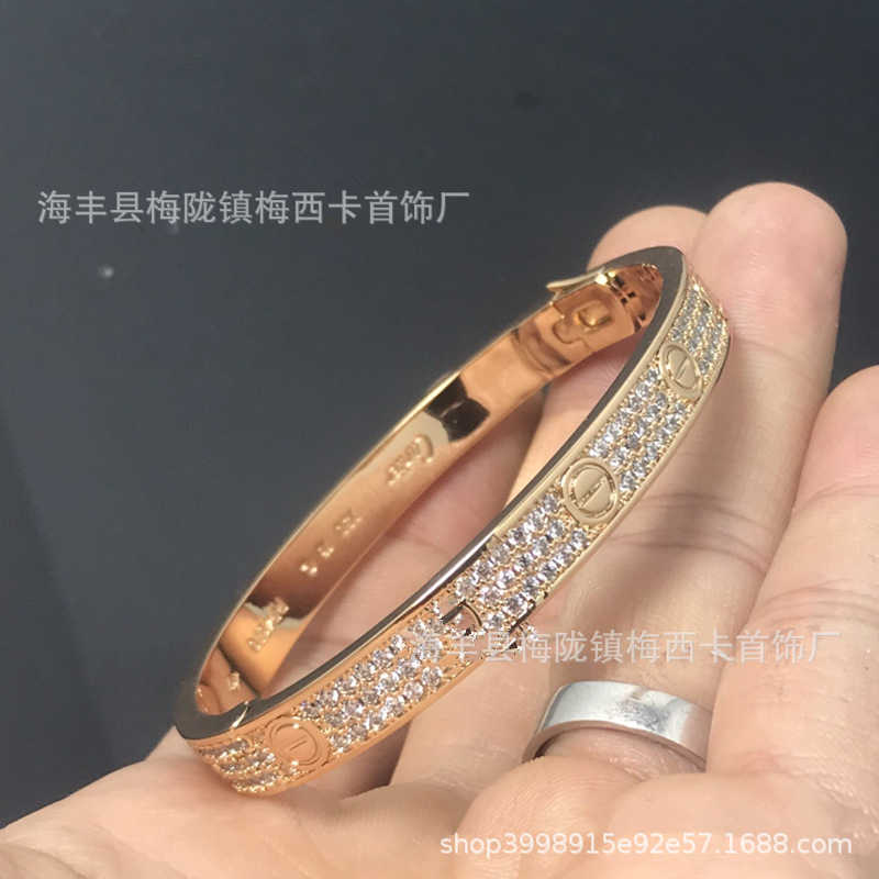 ORIGINAL 1TO1 CATTRES BRACLAND CNC Precision Edition V Gold Card Home Snap Full Sky Star Colorless Love Wide Rose Band Diamond G464