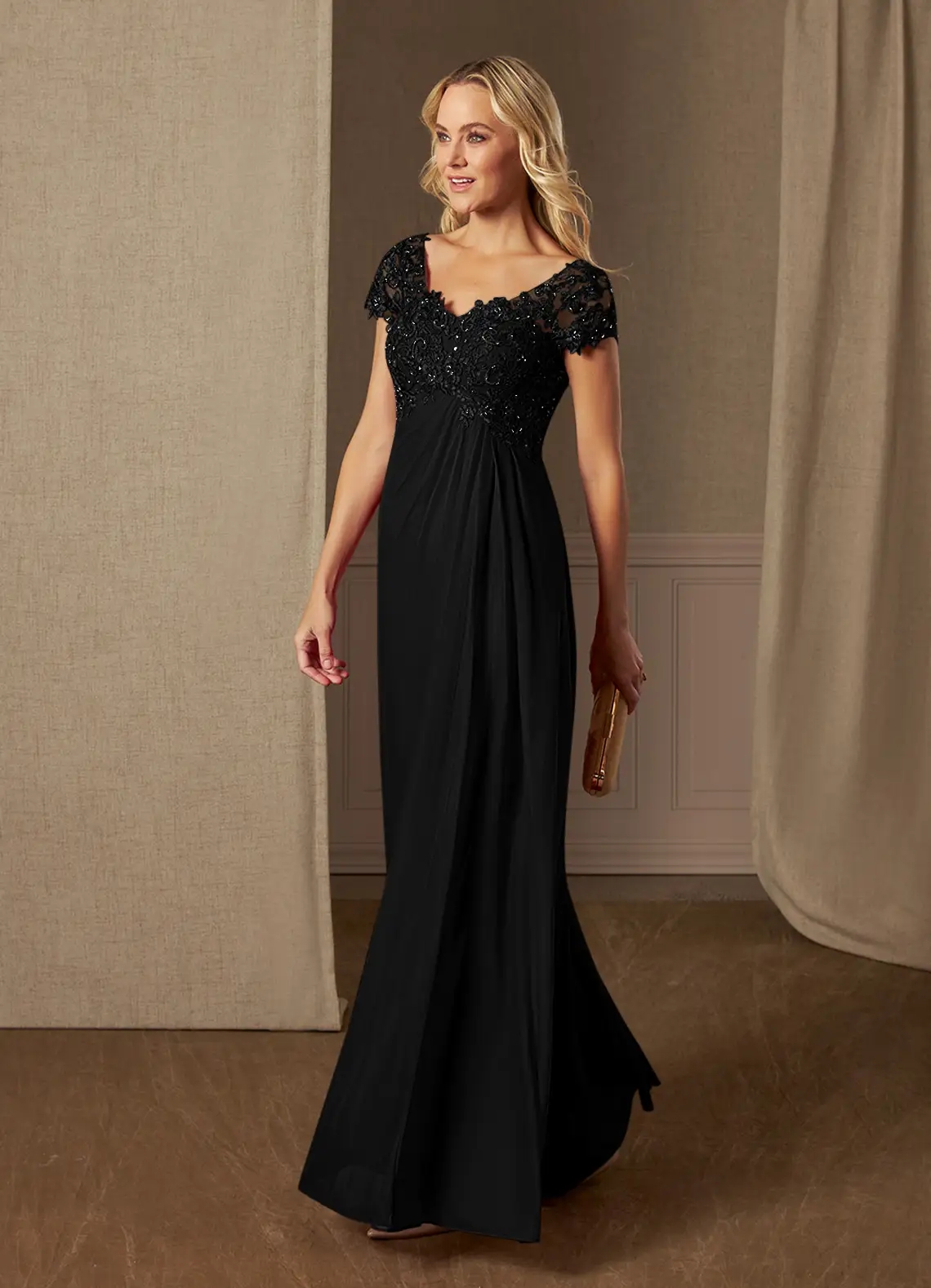 Delicate Sequins Lace Mother Of The Bride Dresses Empire Waist Short Sleeves Women Black Formal Evening Gowns V Neck Wedding Reception Groom Mother's Dress CL3333