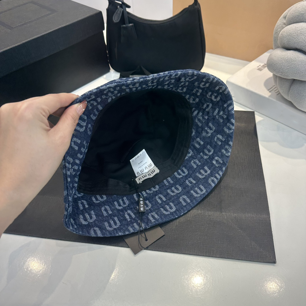 Designer Bucket Hat Ladies Luxury Letter Bucket Hat Fashion High Quality  Hat Outdoor Shade Hat Four Seasons Wearable