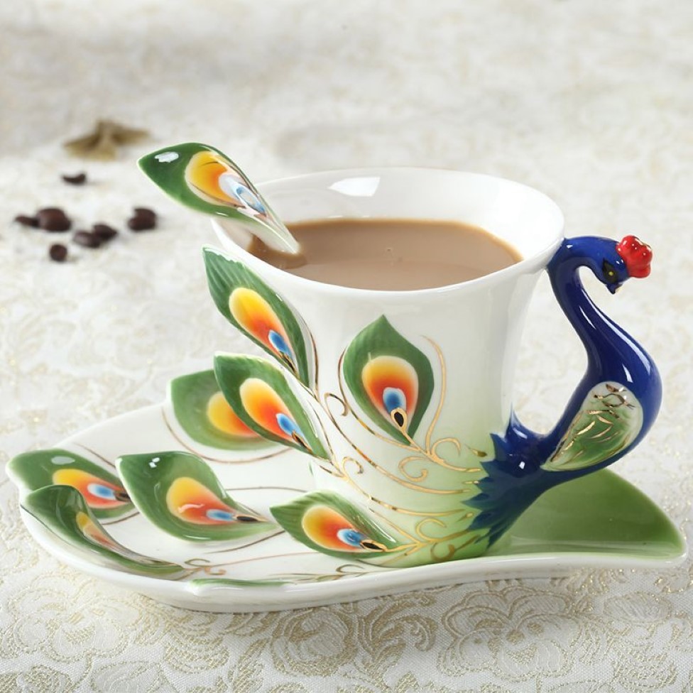 Nouveau design paon tasse à café en céramique tasses créatives porcelaine 3d couleur émail tasse en porcelaine avec soucoupe et cuillère café thé sets2076