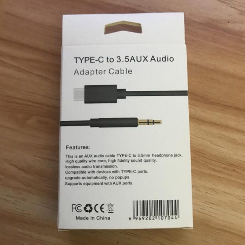 Scatola di imballaggio al dettaglio bianca Samsung Xiaomi Huawei Cavo audio AUX Scatola di imballaggio adattatore convertitore da USB C a jack da 3,5 mm AUX Type-C