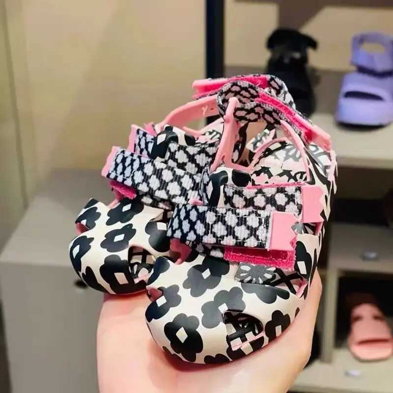 Sandalen 2019 Heißer Verkauf Neue Beliebte Mini Melissa Gelee Schuhe Mädchen Sommer Mode Prinzessin Sandalen Boy Candy Weiche Strand Schuhe HMI126 J240228