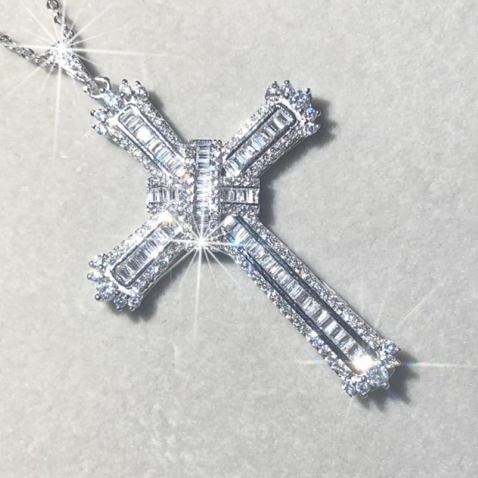 Original utsökta Bibeln Jesus Cross Pendant Halsband Kvinnor Män lyxiga fina smycken Crucifix Charm Simulerade Diamond220w