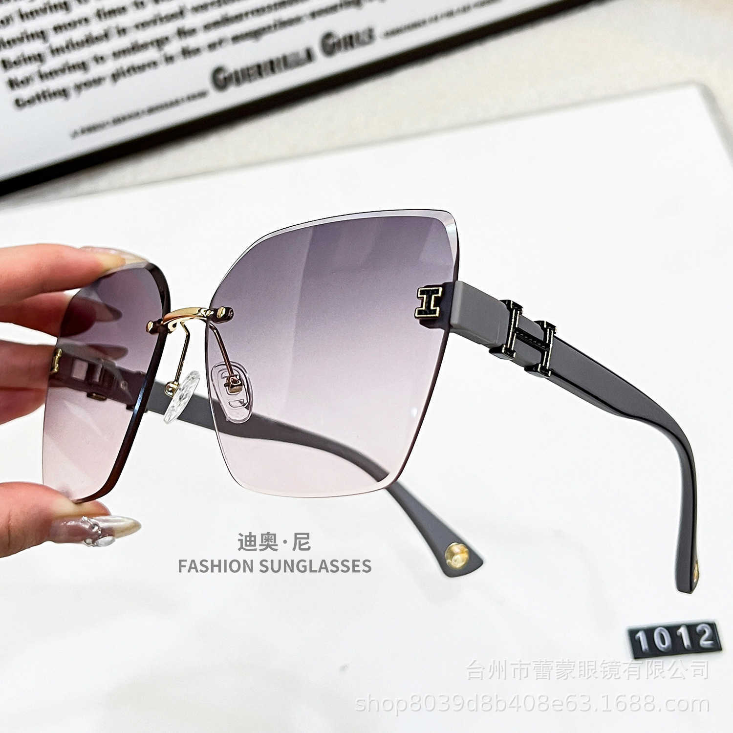 Original 1to1 Home H 2024 new sunglasses Fashion high-end luxury style Crystal cut edge Tiktok Best choice for live broadcast LO6S