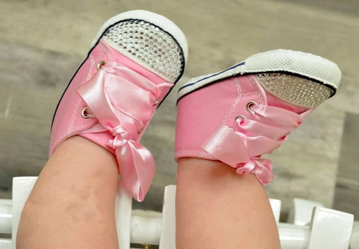 Açık hava 2. isim tuval spor ayakkabılar yenidoğan erkek bebek rhinestone espadrilles kişiselleştirilmiş isim tarihi bebek beşik ayakkabıları ve emzik seti