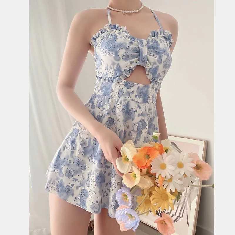 Swim Wear Korea Monokini Suknie stroju kąpielowego One Piece Swimsuit Solid Kąpiem Seksowna Monokini Beachwear 2022 Nowy Maillot 240229