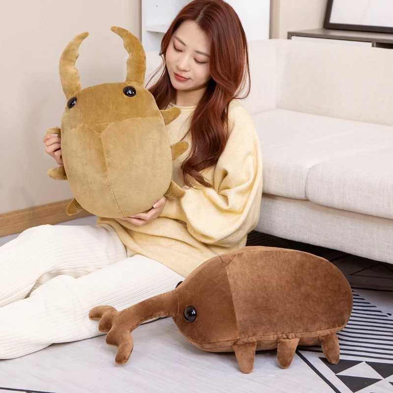 Animali di peluche ripieni Scarabeo realistico Peluche Morbido peluche farcito Insetto Scarabeo Dynastinae Cuscino di tiro Cuscino Decorazione della stanza Regalo di compleanno bambini