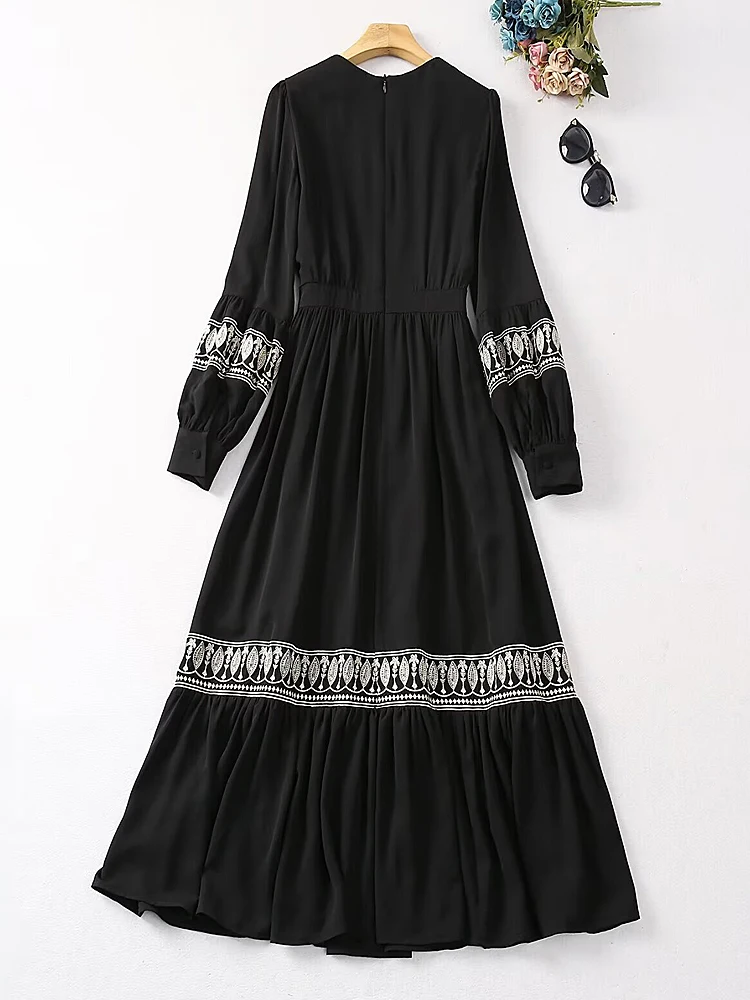 Ladies New Spring High Quality Fashion Party Black Embroidered Slim Fit Elegant Designer Pretty Lantern Long Sleeve Midi Dress