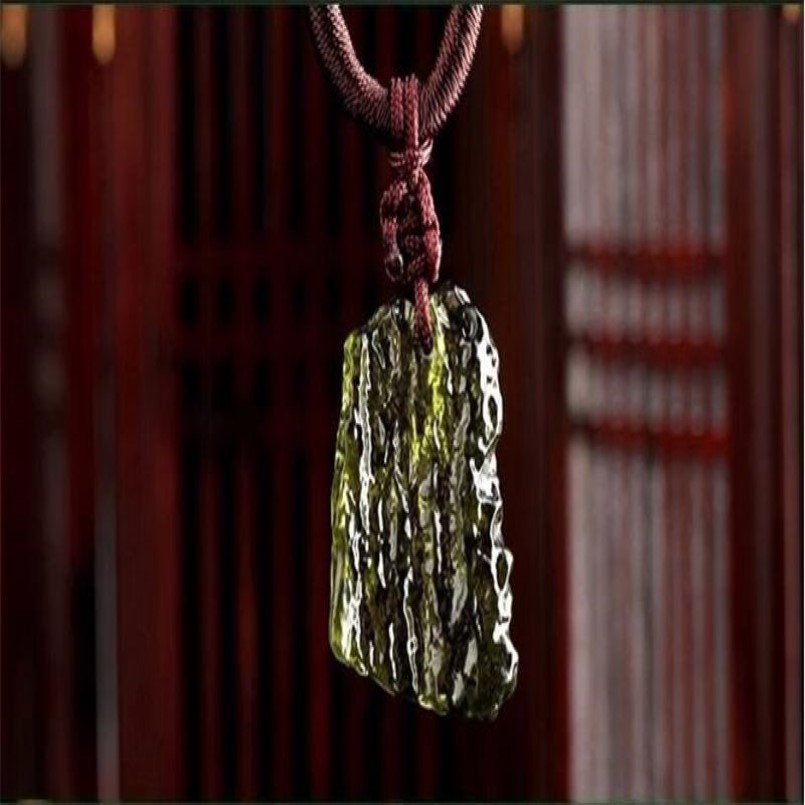 A Natural Moldavite green aerolites crystal stone pendant energy apotropaic4g-6g rope Unique Necklace CX2006266D