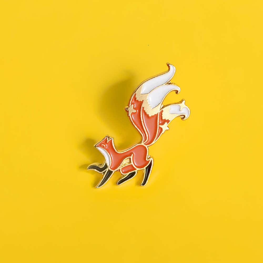 New Exquisite Fox Brooch Clothing Accessories Cartoon Cute Enamel Clip Anti Slip Buckle