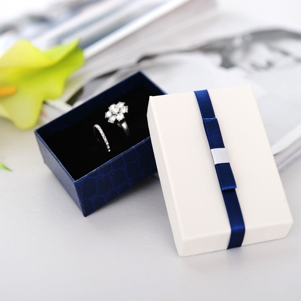 Simple SevenFestival Blue&White Jewelry Box Crocodile Pattern Ring Box Pendant Display Earring Packing with Bowknot Big313L