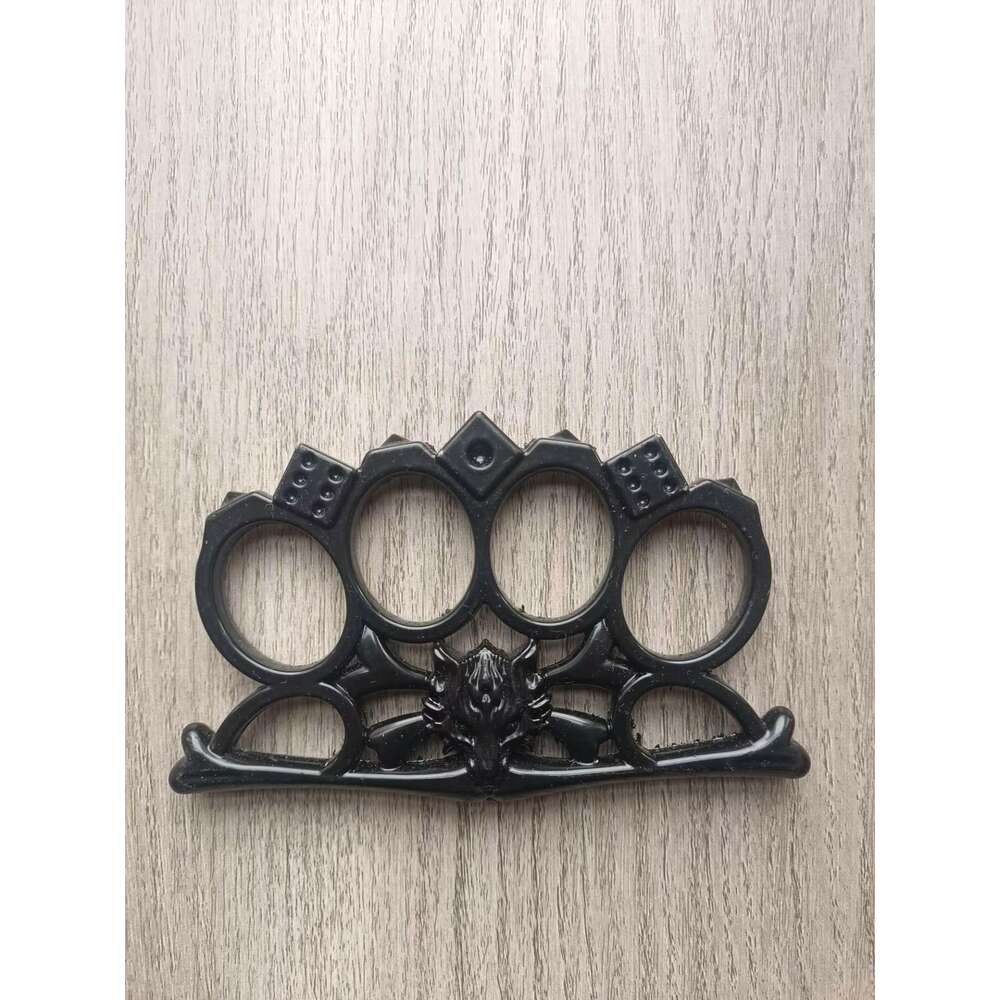 Kullanımı Kolay Katı% 100 sert dört parmak yüzük Sert Çok Fonksiyonlu Dövüş Güçlü Knuckleduster Outlet Real 980111