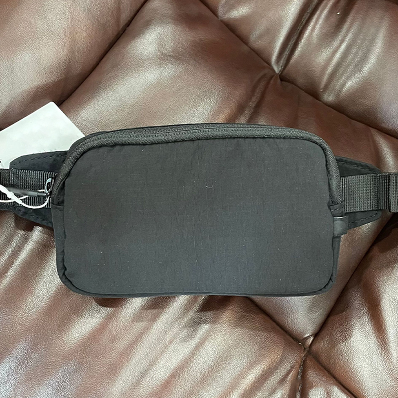 Yoga bag Waistpack designer mini handbag Crossbody Waterproof fabric for outdoor Bags nylon Women Men Waist Bag Gym Adjustable Strap Zipper Fanny pack package