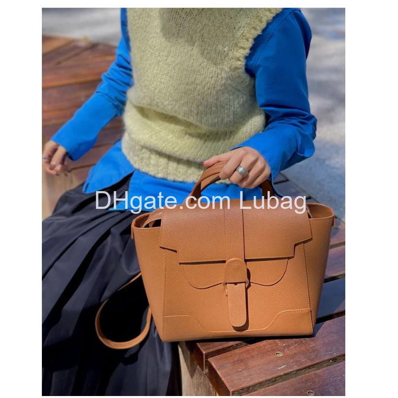 Zaino da donna alla moda Luxury Classic Esigner Style Lady Casual Vintage Maestra Borsa grande derma