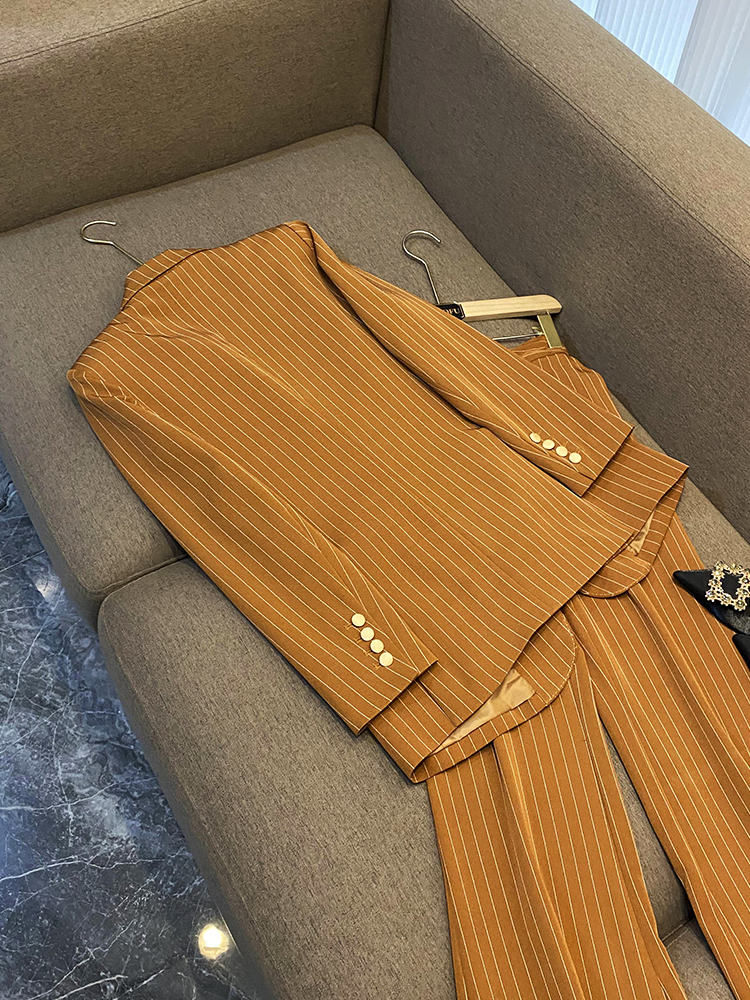 2023 Autumn Brown Striped 3D Flowers Two Piece Pants Sets Long Sleeve Notched-Lapel Single-Breasted Blazers Top Long Pants Suits Set Two Piece Suits O3G300109