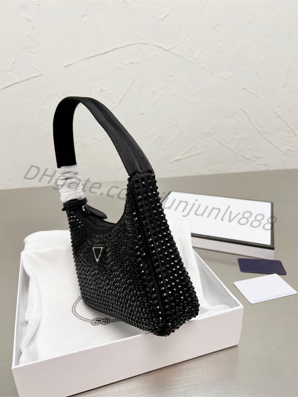 Дизайнерские сумочки женщины модная сумка для плеча Vintage 2005 Diamonds Hobo Cross Bedge Bead Sags Canvas Dest Pack Crsytal Chep Swork Lady278r