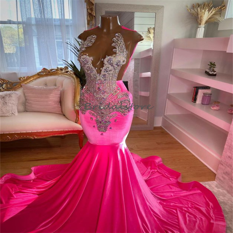 Luxury Hot Pink Crystal Prom Dress With Rhinstone Fishtail Mermaid Evening Gowns Black Girls Open Back Birthday Dance Party Gowns Elegant Formal Occasion 2023