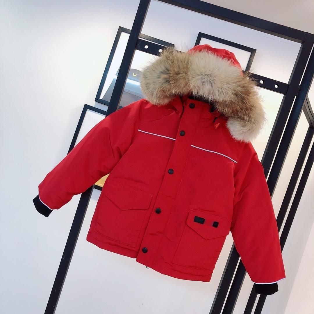 2023 Vinter ny designer kanadensiska barnrockar ner jackor baby rockar rockar 2-12 pojkar flickor jackor år barn mode tonåring gooses parka storlek 100-150