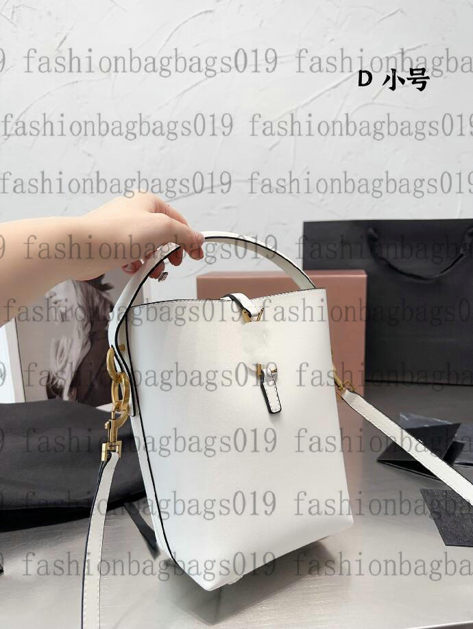 NEW LE 37 Designer Bag Shiny Leather bucket bag Shoulder Bags Women bags crossbody tote 2-in-1 mini Purse high quality Luxurys handbags With LE CASSANDRE Clasps