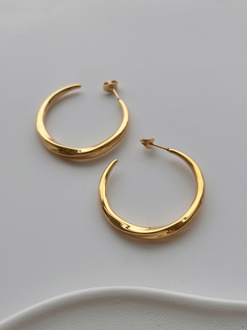 Grandi orecchini da donna artista twist minimalisti vintage in acciaio inossidabile ipoallergenico placcato oro 18 carati