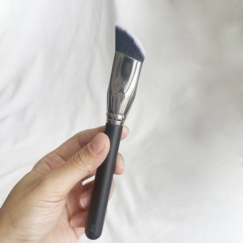 Makeup Brush Foundation Brush 171s Wedge Smooth-Edge över hela ansiktet Contour Cosmetic Brush