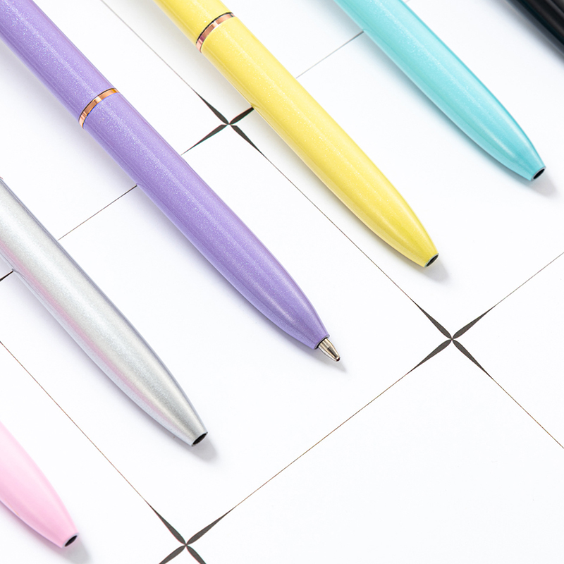 Stylos à bille en diamant couleur bonbon, stylo à bille rotatif en forme de cœur, fournitures d'écriture pour l'école et le bureau