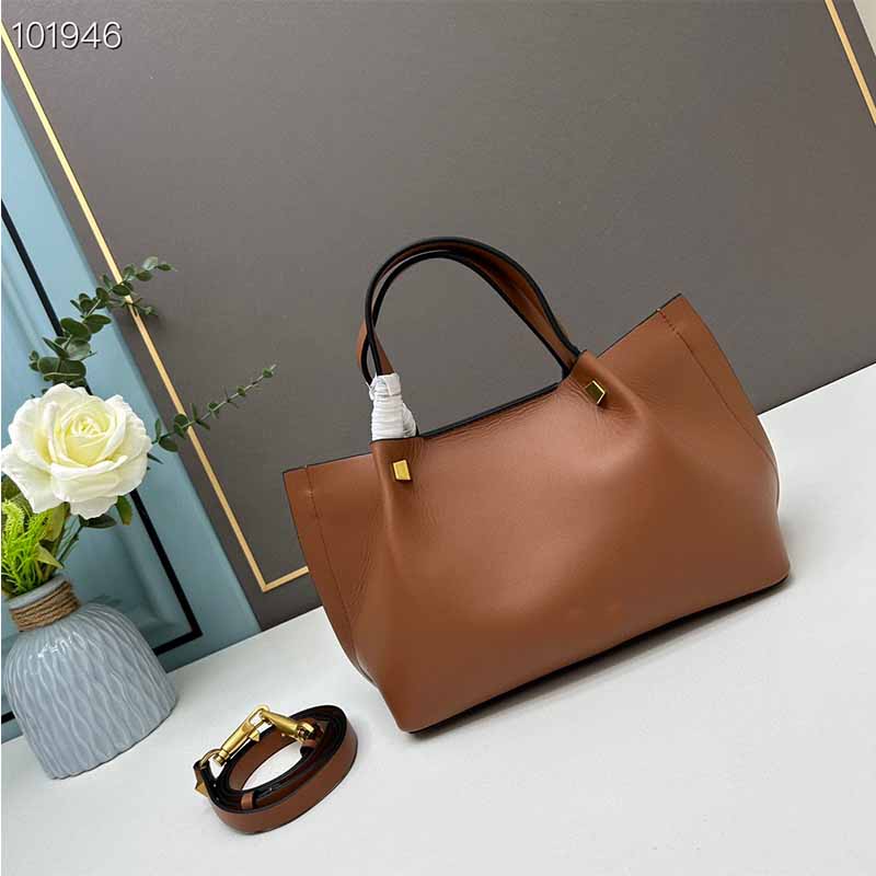 10A Luxury shopping bag designer Cowhide women Tote bag Large handbag Metal V Stylish shoulder bags Vintage brass rivet Decoration Handbags purse 31CM