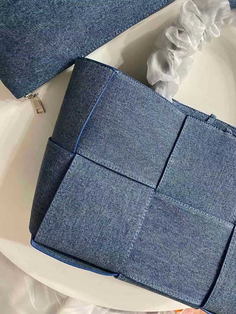 Sacs de créateurs pour femmes BottegvVeneta Sacs fourre-tout Sacs à main en cuir tissé Célébrité Internet de haute qualité avec la même toile Mode Polyvalent Denim Tissé Fourre-tout B HBC1