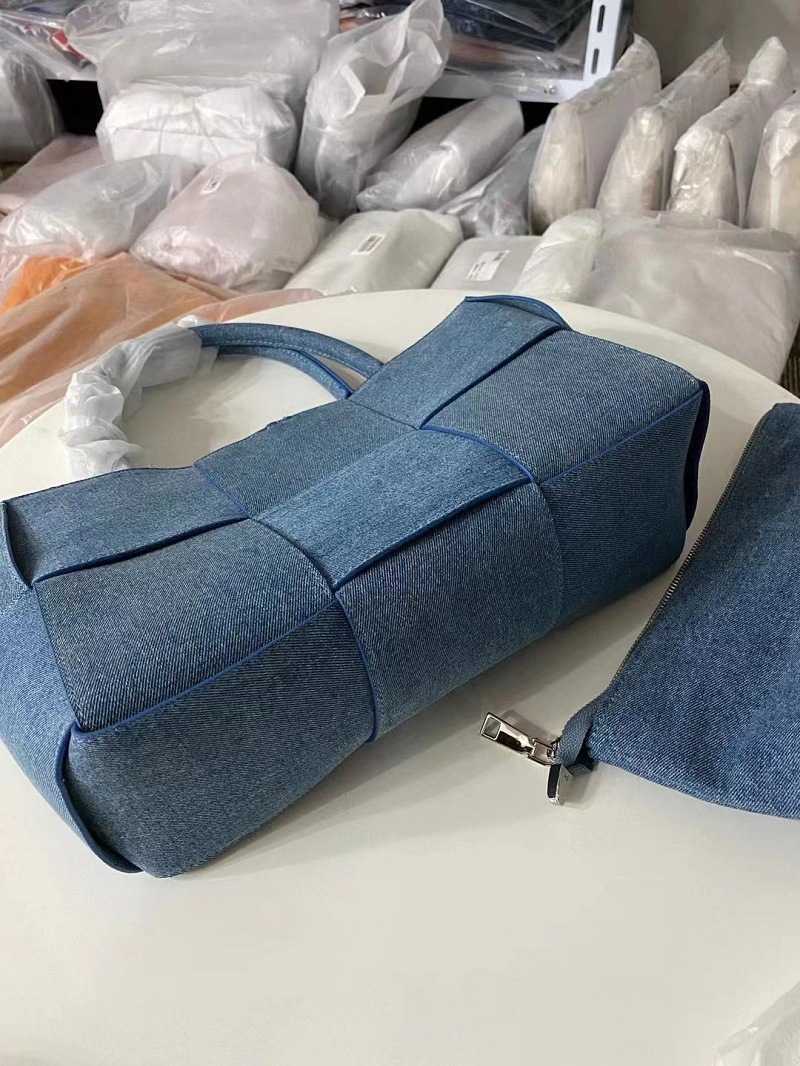 Sacs de créateurs pour femmes BottegvVeneta Sacs fourre-tout Sacs à main en cuir tissé Célébrité Internet de haute qualité avec la même toile Mode Polyvalent Denim Tissé Fourre-tout B HBC1