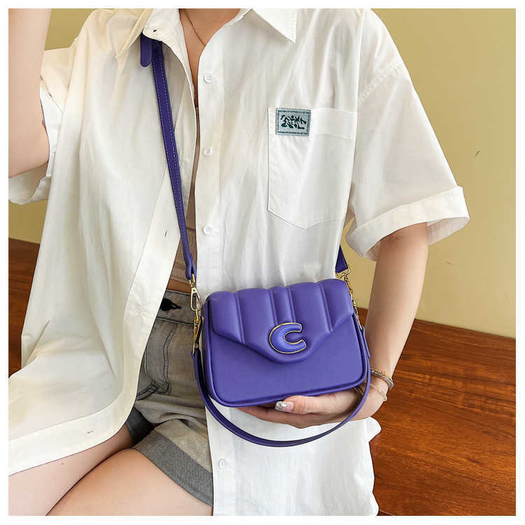 Cheap 80% Off High quality women's mini spring and summer fashion niche design handbag one shoulder crossbody small square bag code 899