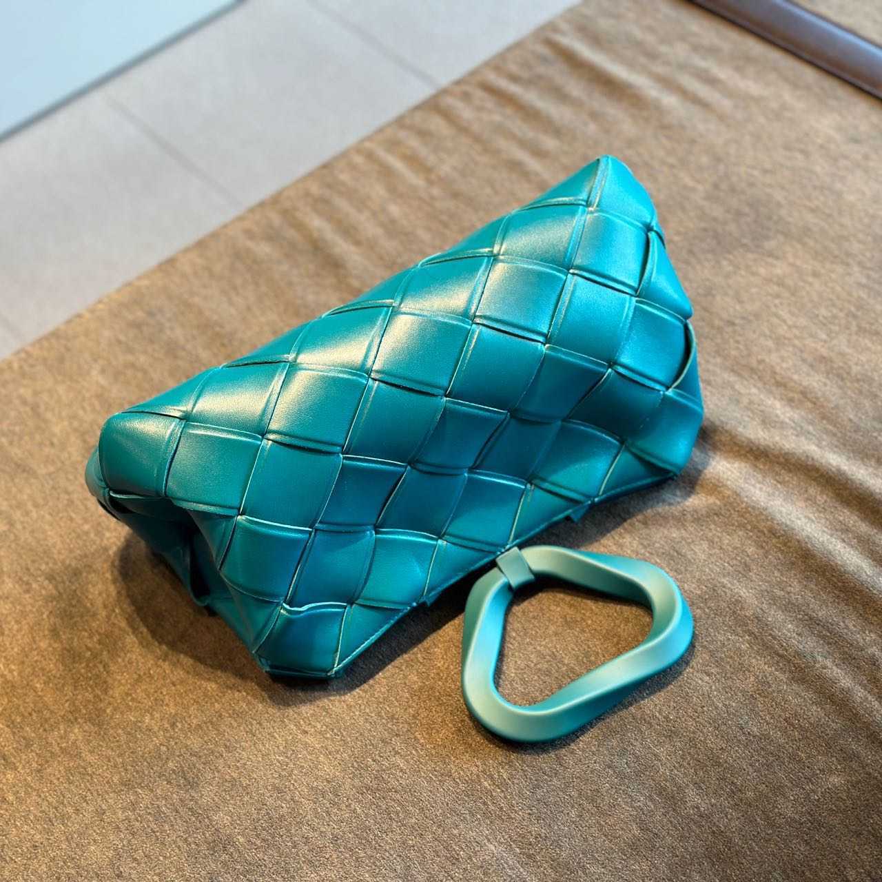 7A Sacs à main authentiques de luxe BVs Designer Botteg Vena Sacs Saisir Tissé Triangle Anneau Sac À Main Bleu X4VHY