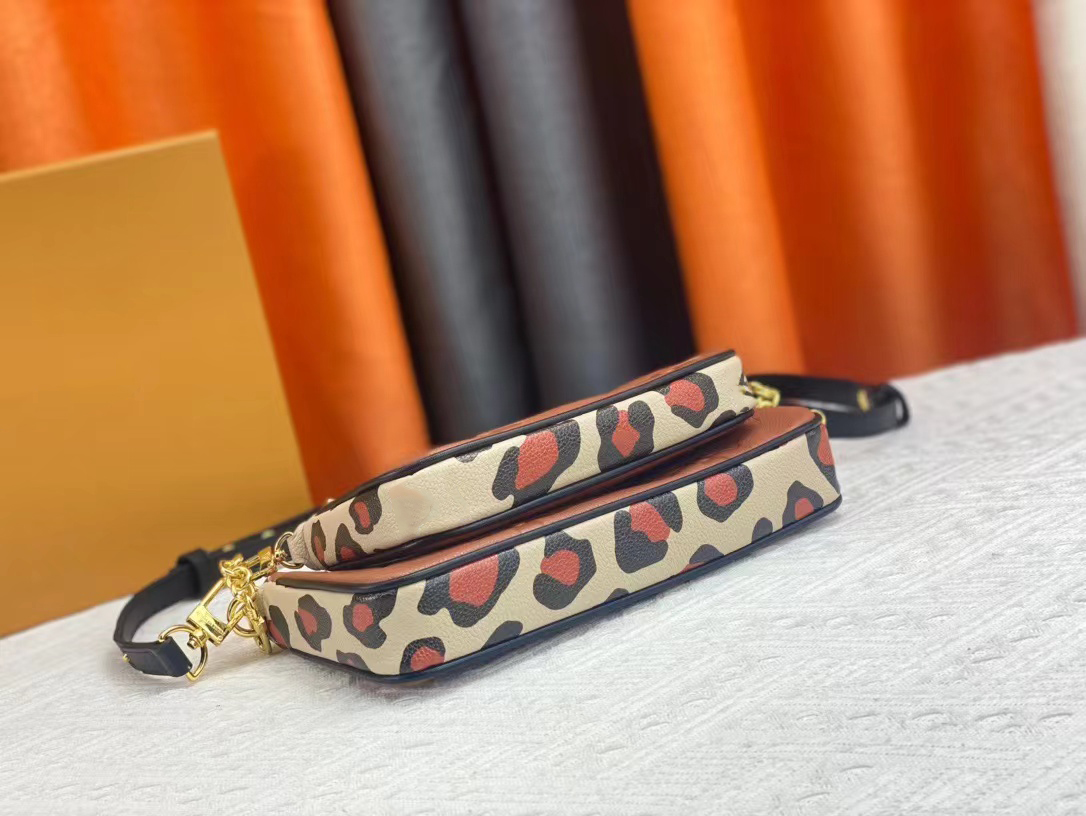 Lyxdesigners axelväska kvinnor präglade kedjor leopard tryck handväskor mode klassiker tryckningar handväska mode lyxiga märken crossbody väskor