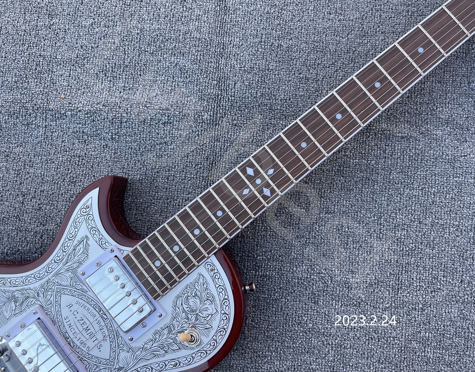 Linkshandige ZEMA ITIS Casimere elektrische gitaar met metalen voorkant, 22 frets aluminium plaat