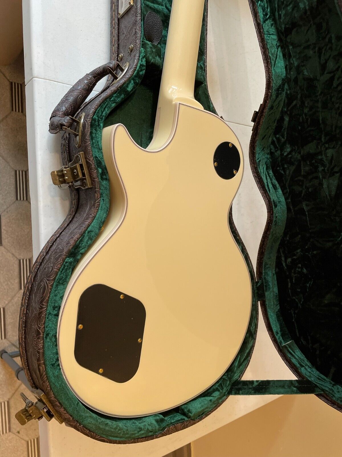 Mayba ch Lester 72 Custom Edel weiss New Look Guitare électrique comme identique aux images
