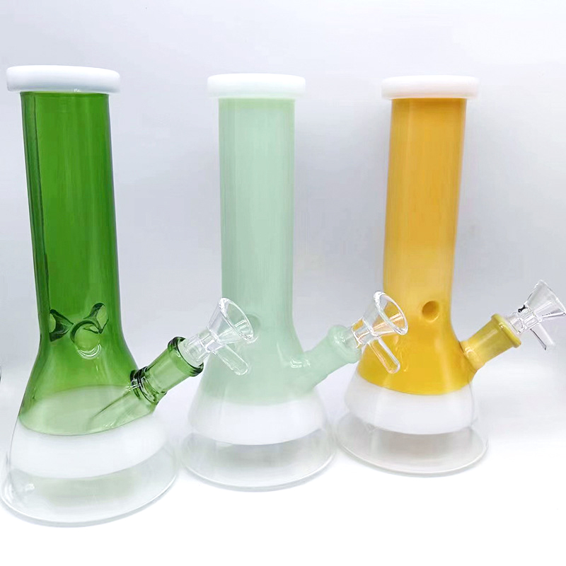 Fabrication colorée Narguilés Beaker Staright Verre Bong 7,9 pouces Tuyau d'eau Bubbler Dab Plate-forme pétrolière Catcher Épais Materia Tube de tabac Accessoires de tabac