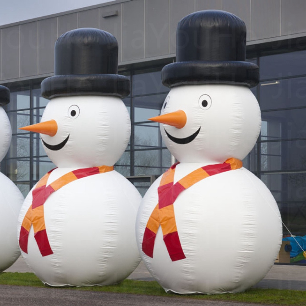 Рождественские мероприятия надувной рождественский снеговик Украшение снеговика лежащего стоя Декор воздушный шар зимний персонаж лежащий в красной шапке