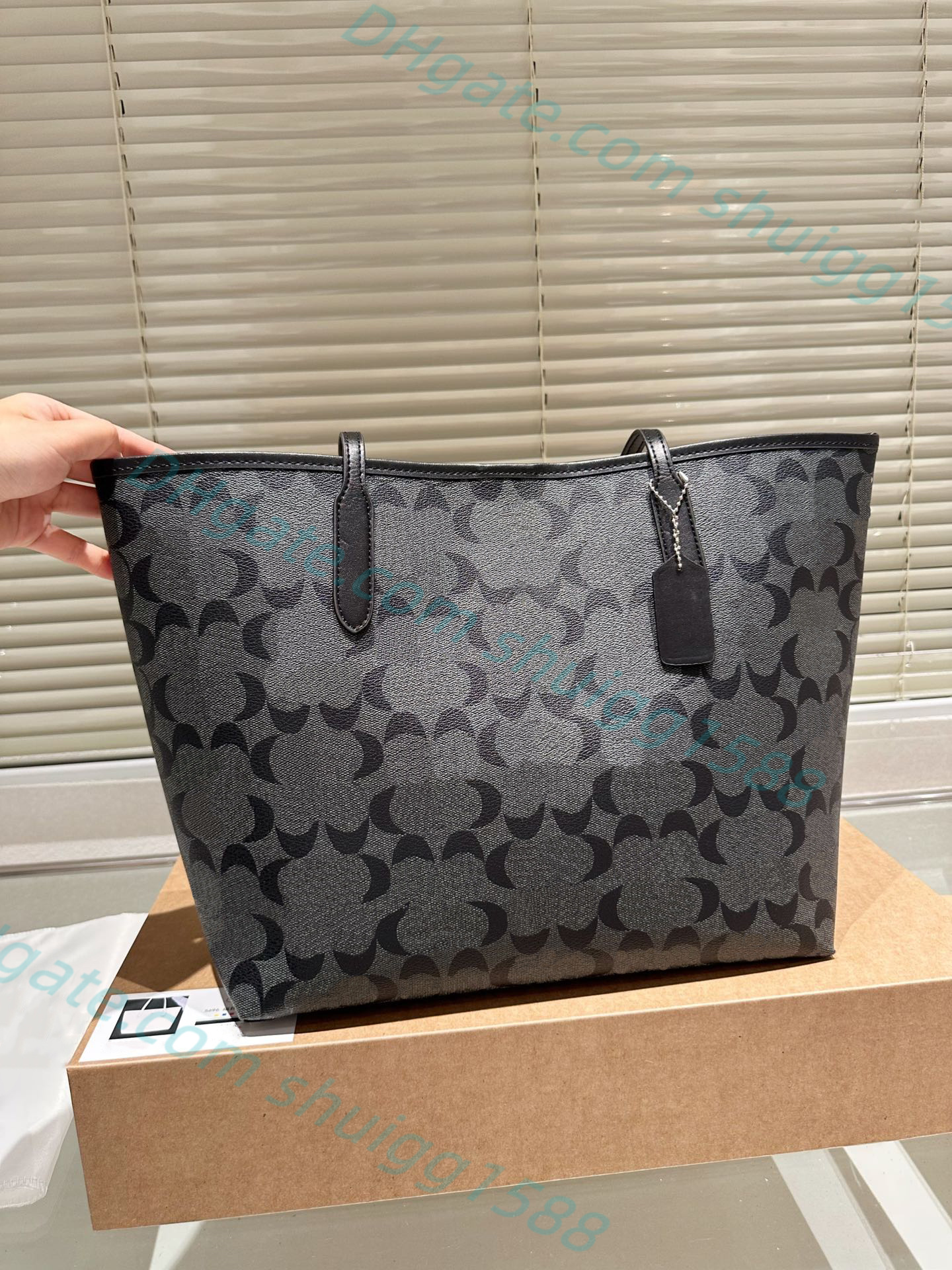 Lyxdesigner Black Print Toto Bag Shoppingväskor Canvas och läderkoppling Totes Hobo Purs Wallet Classics Cross Body Påsar Handväskor Kulvare