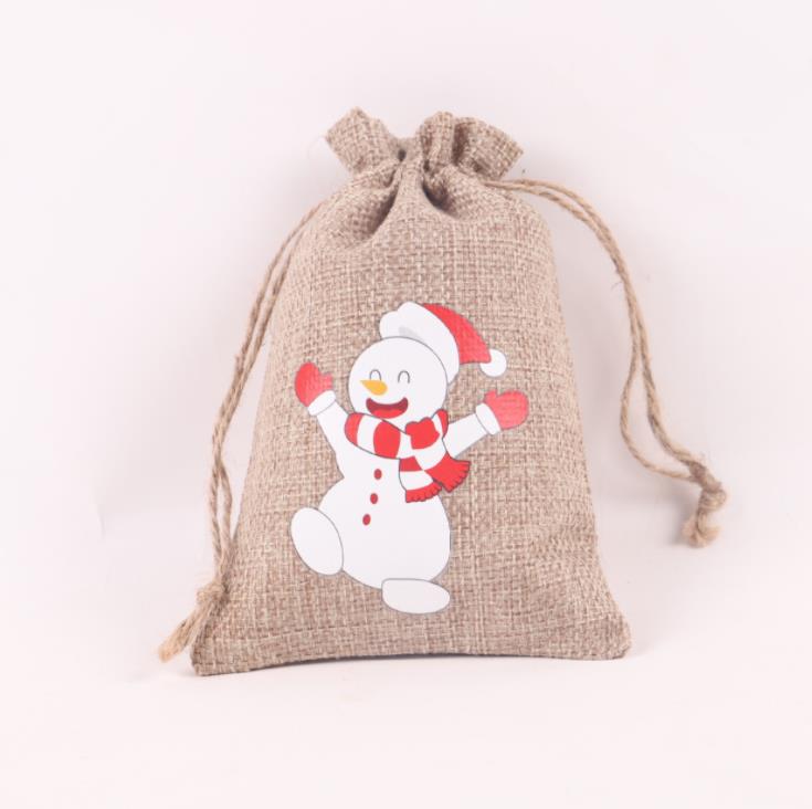 Jul Burlap Linen Drawstring Bag Gift Wraps Santa Claus Snowman Penguin Elk Candy Jewelry Packaging Presentförvaringspåsar Xmas Favors Decoration SN6258