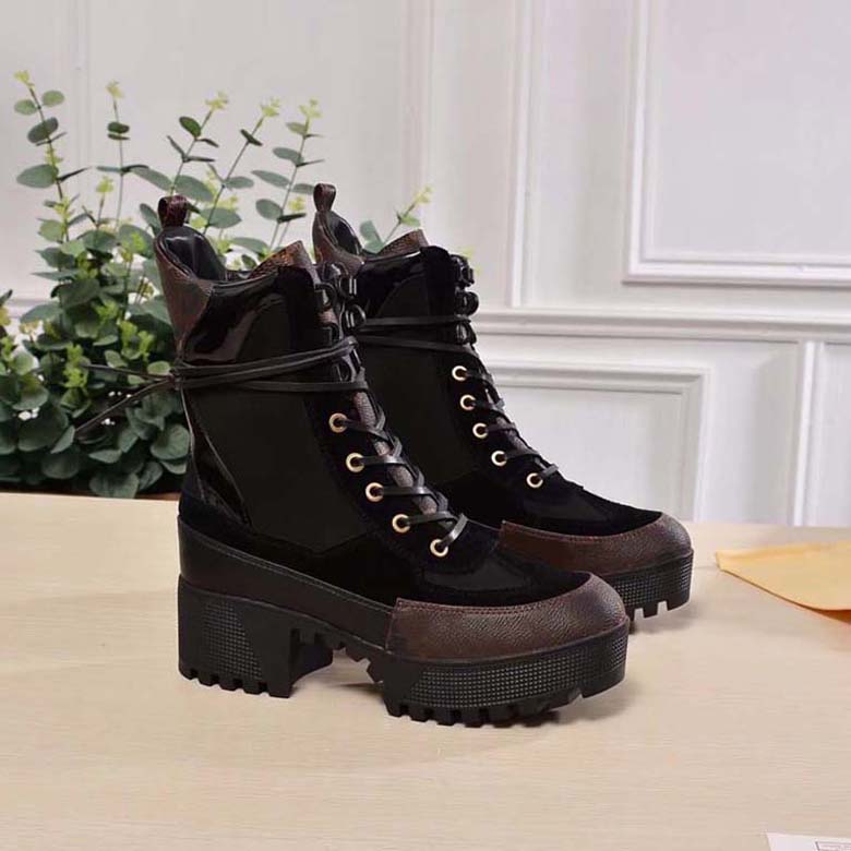 Talon épais Martin bottes femmes semelle épaisse en cuir véritable talon moyen à lacets manches mi-longues bottes à lacets pour femmes bottes courtes polyvalentes de mode