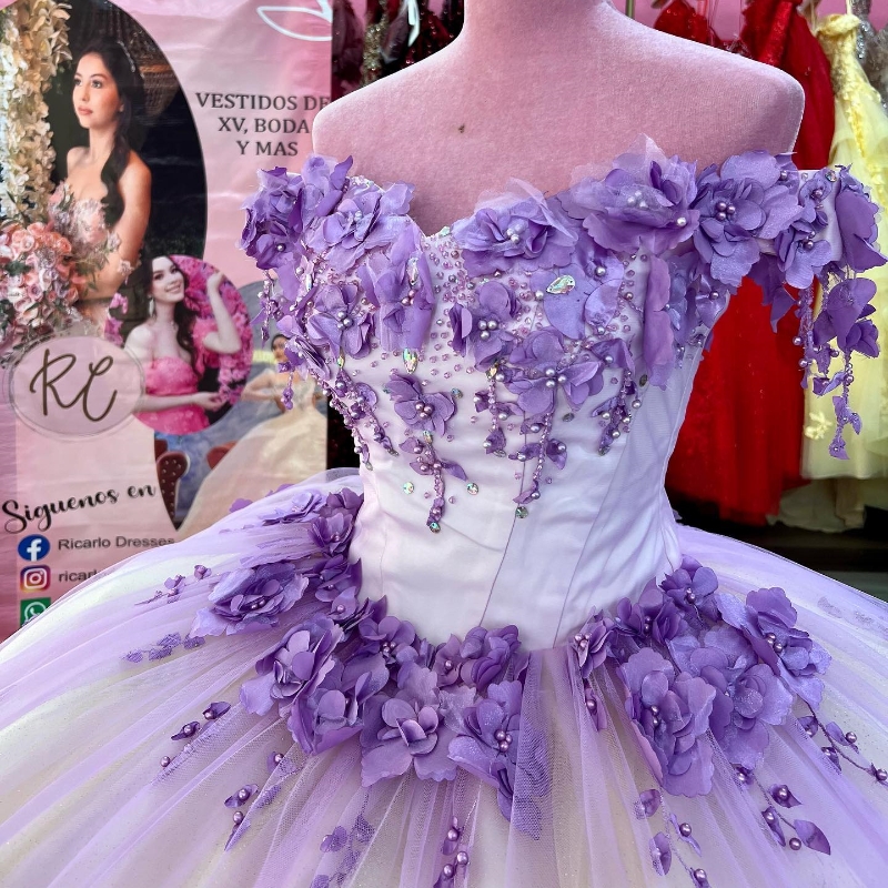 Фиолетовые платья Quinceanera 3DЦветочное платье Тюль с бисером и открытыми плечами Вечернее платье Аппликации на шнуровке Бальное платье для выпускного вечера со шлейфом