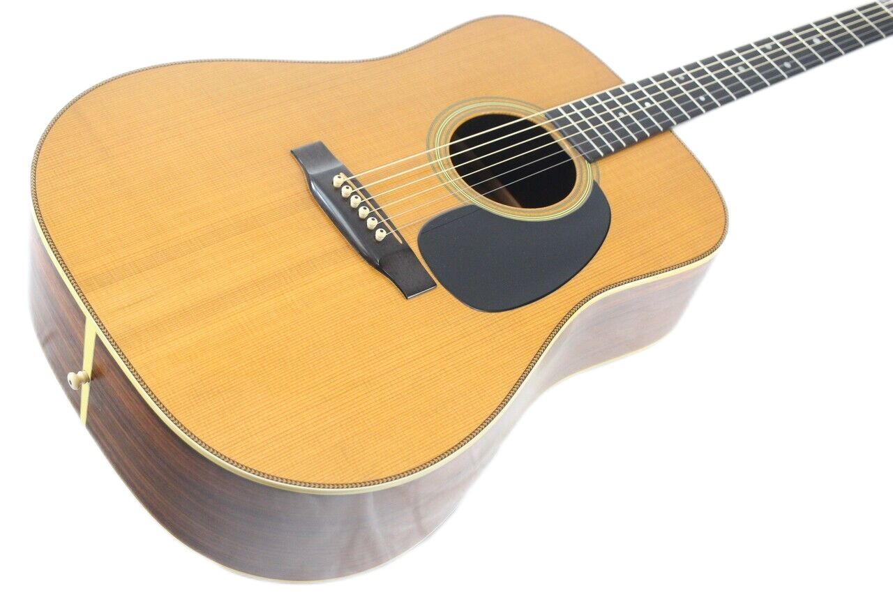 2023 Акустическая гитара HD-28 F/S, как на фотографиях.
