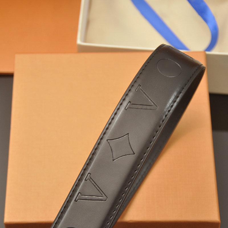 Cinturón de diseñador para hombre Mujer Cinturón de hebilla floral de lujo Clásico Negro Impreso Casual Cinturón de cuero de cuero de vaca Fiesta Regalos de alta calidad Ancho 3,8 cm Longitud 105 cm-125 cm