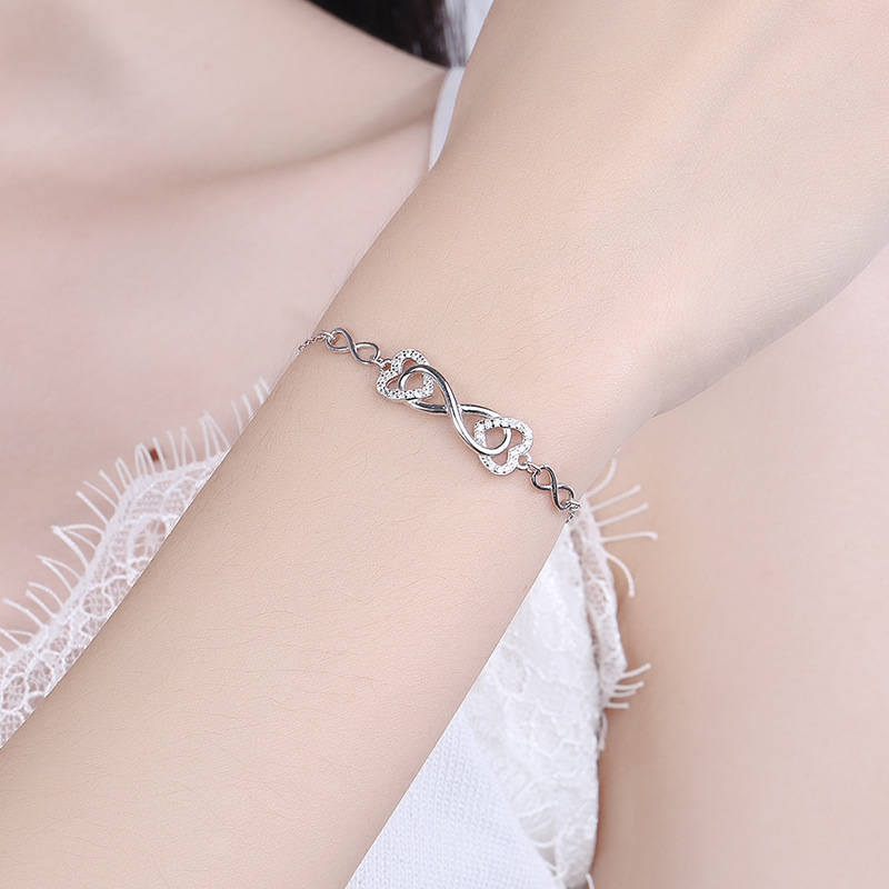 Moda de luxo prata em forma de 8 pulseira de corrente Jewlery Designer para mulheres formato de coração infinito diamante charme pulseiras versátil simples cruz fina pulseira