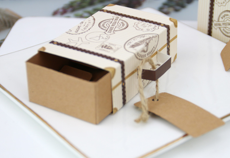 Europäische neue Geschenk-Warps-Süßigkeitskästen, kreative Koffer-Papierbox