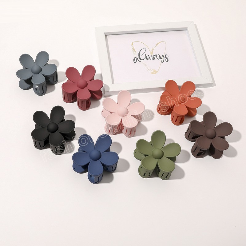 Women Flower Shaped Clip Plastic Hairpin Frosted Hair Clip Candy Colors Buckle Bath Ponytail Holder Girls Hair Accessories