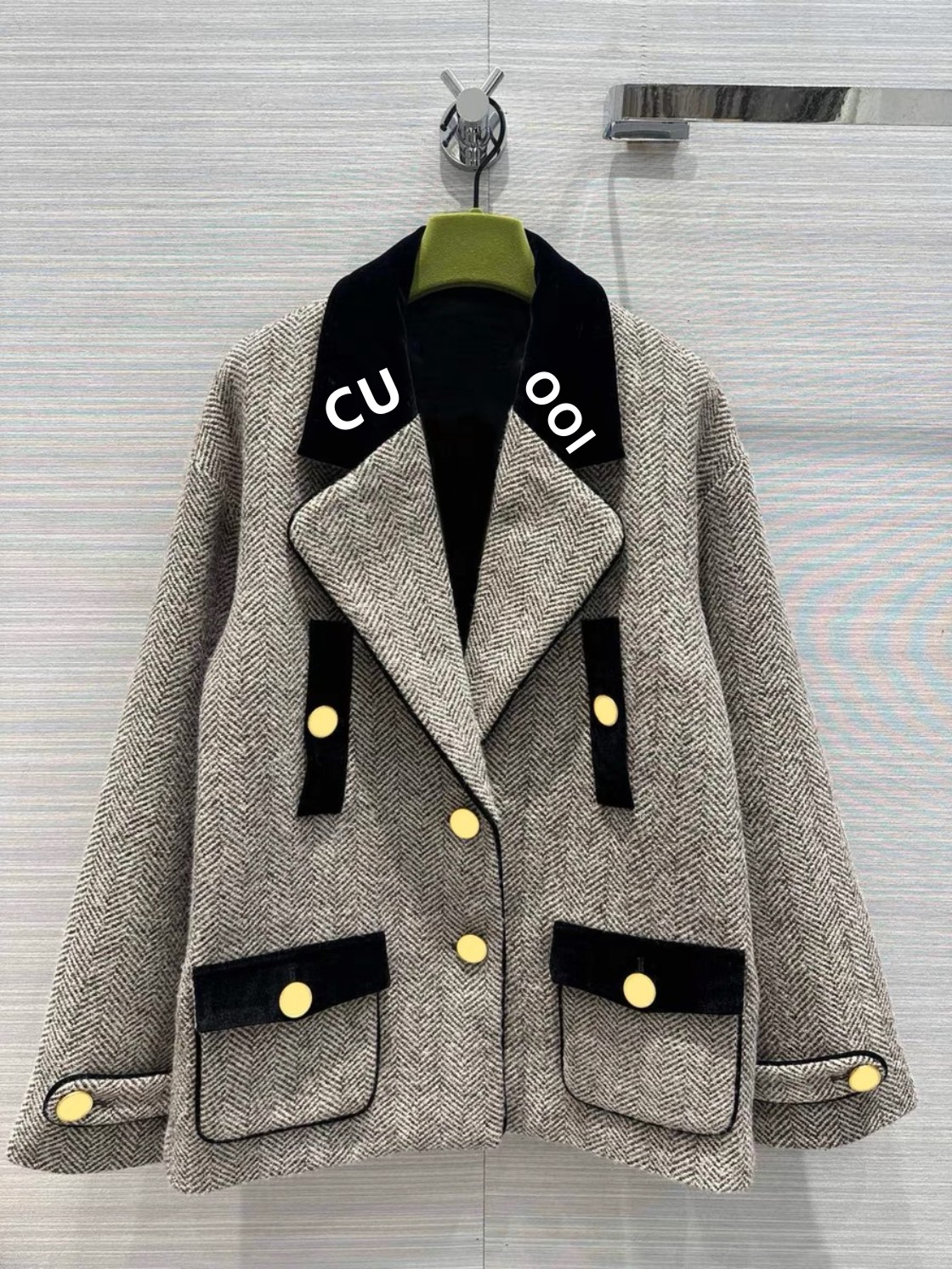 Projektantka damska garnitury Blazers płaszcz odzieży Spring Autumn Nowy wydany retro kolor kontrastowy Top M131