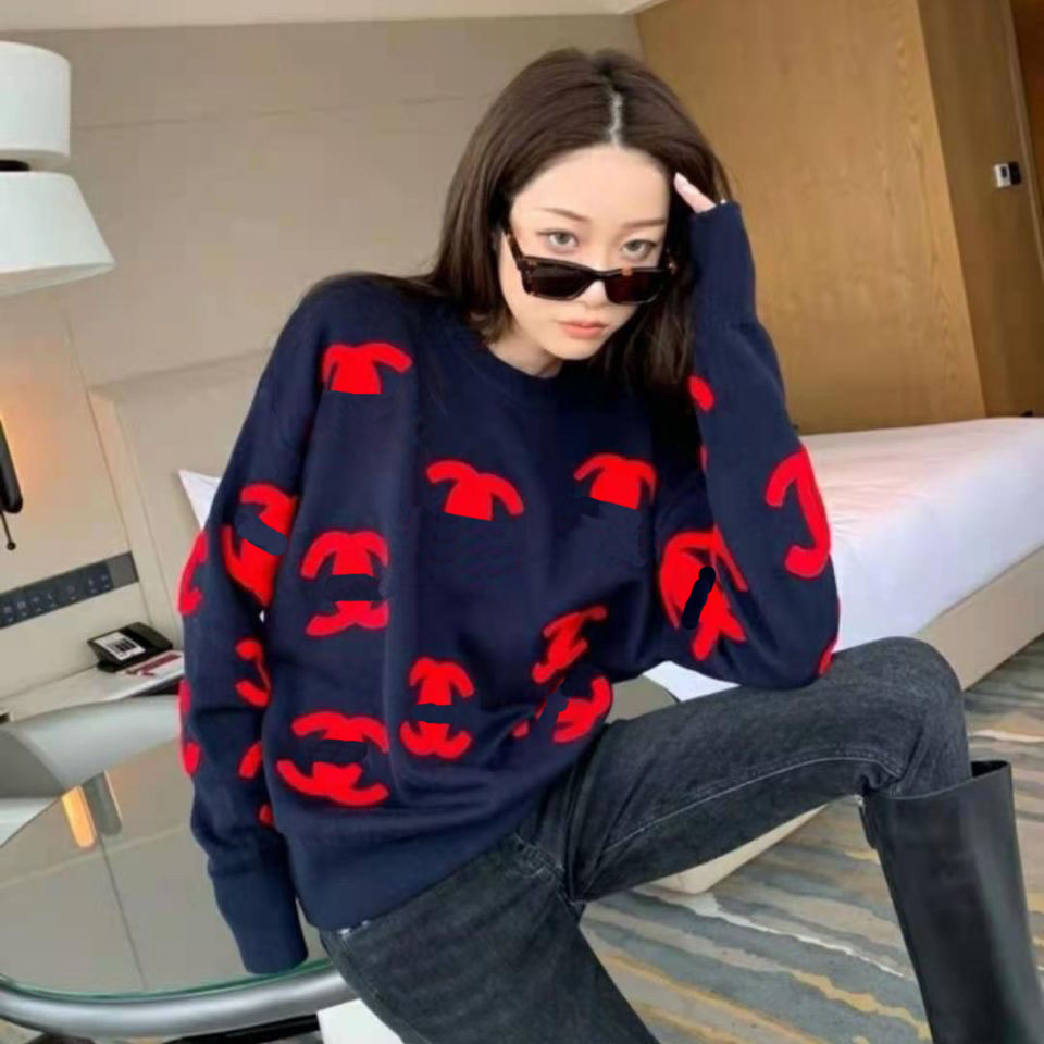 Kadın Sweaters Tasarımcısı Sonbahar Yeni Lüks Moda P Mektup Şeritli Manşet Yuvarlak Boyun Uzun Kollu Hoodie Kadınlar İnce Yüz 8ulk