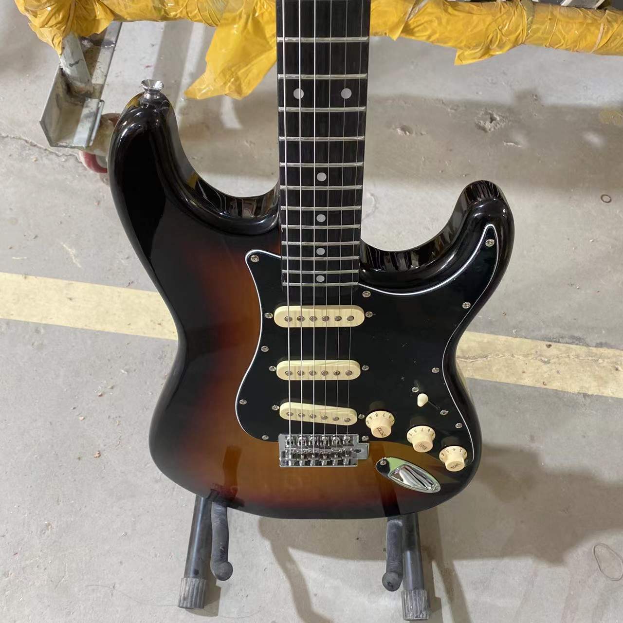 ST версия электрическая винтажная гитара цвета Sunburst Elder Wood Body черная накладка хромированная фурнитура высокое качество гитара Бесплатная доставка