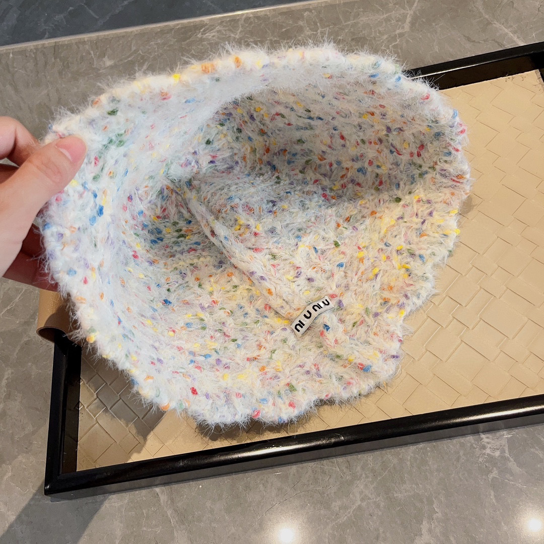 Bonnet décontracté pour femmes automne et hiver, chapeau seau de styliste chaud, casquette de voyage avec lettres brodées en laine tricotée